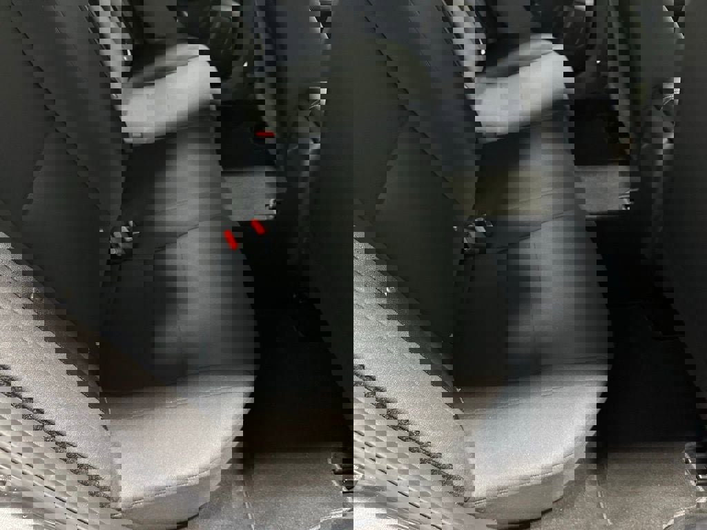 Used 2025 Nissan Sentra S image 45