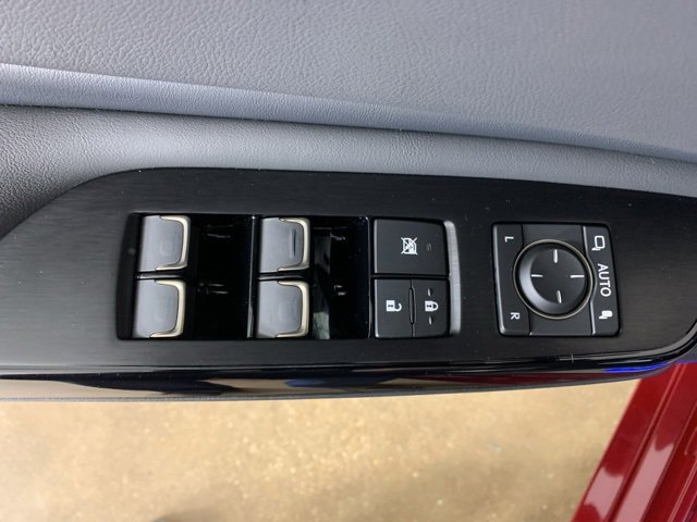 Used 2025 Lexus ES 300h F Sport w/ Accessory Package (Z2) image 18