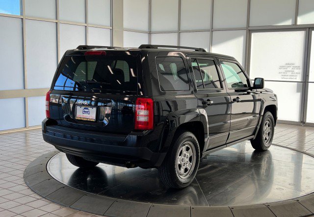 Used 2016 Jeep Patriot Sport w/ Power Value Group image 7