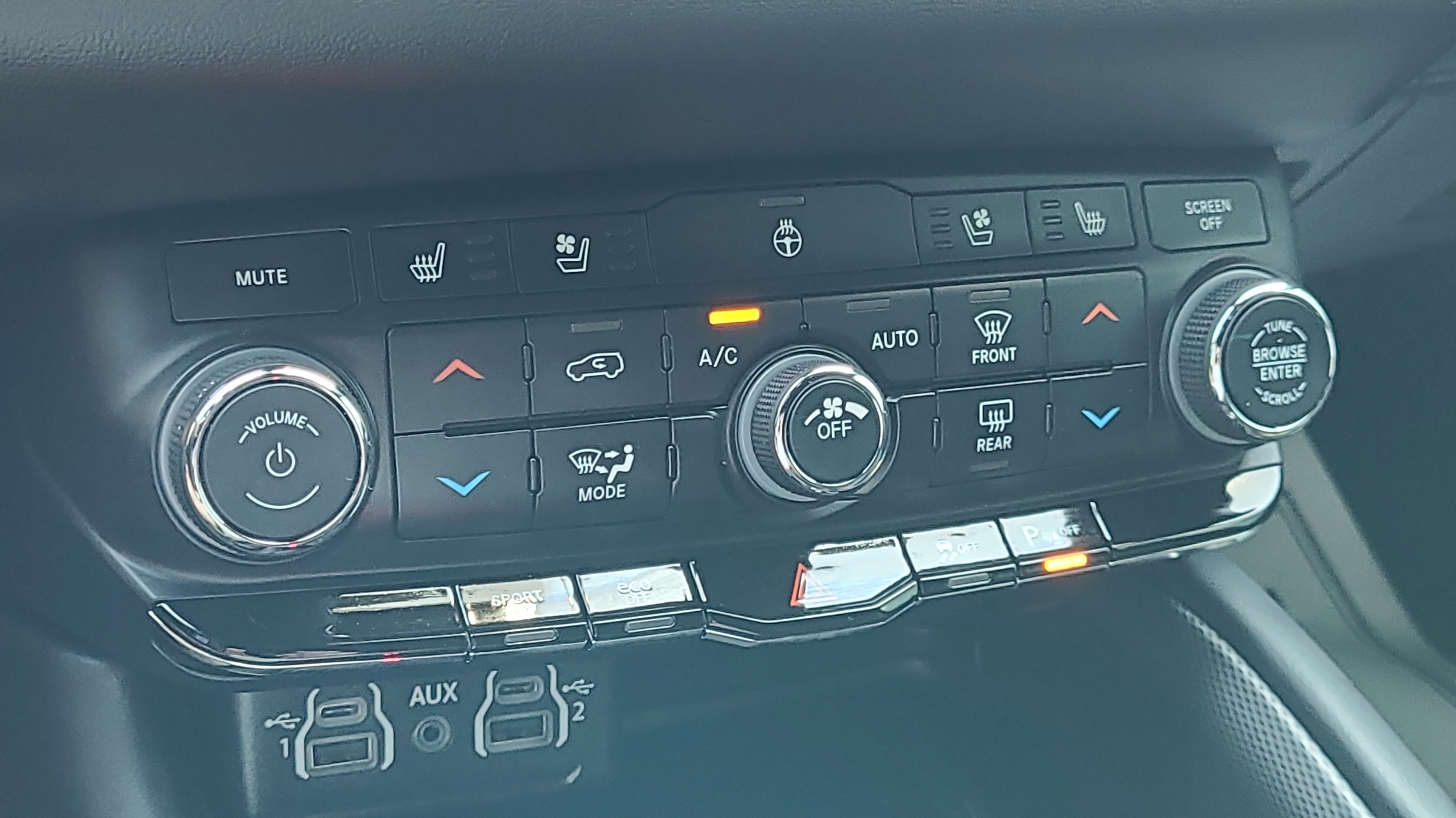 Used 2025 Dodge Durango R/T AWD/4WD image 23