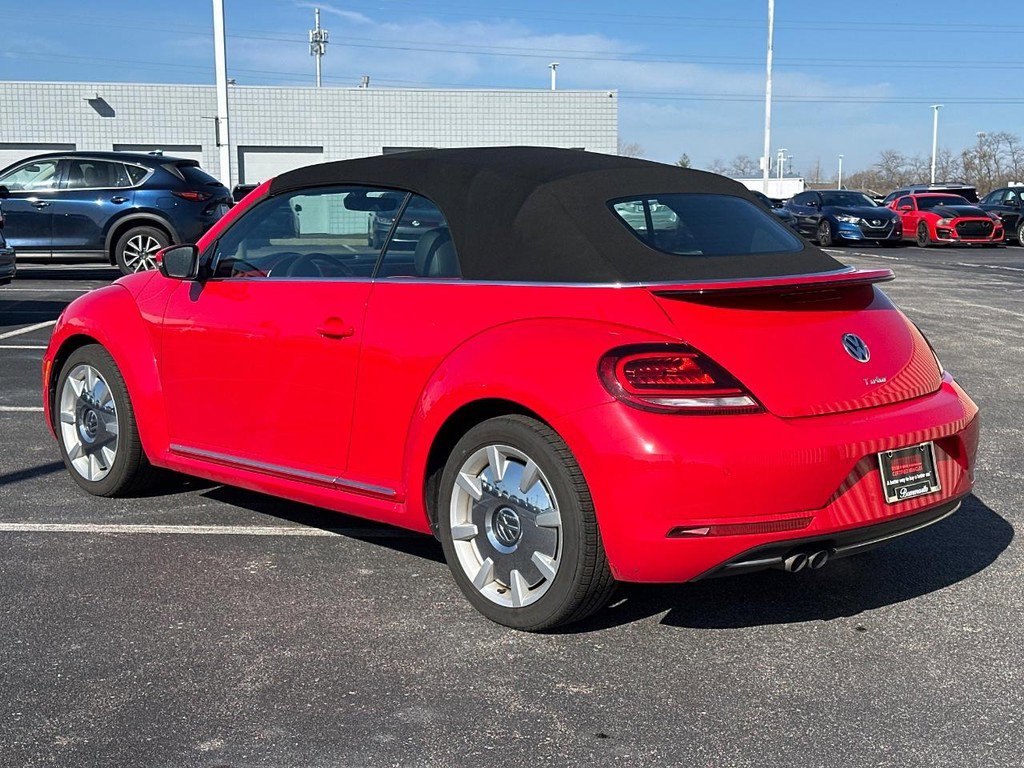 Used 2018 Volkswagen Beetle 2.0T SE image 8