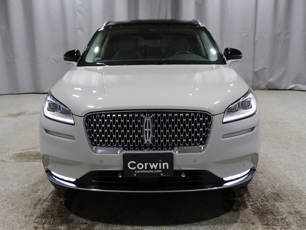 Used 2022 Lincoln Corsair Reserve w/ Equipment Group 201A image 8