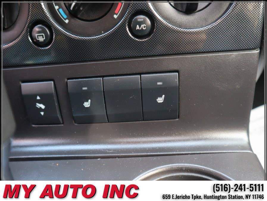 Used 2010 Ford Explorer XLT AWD/4WD image 16