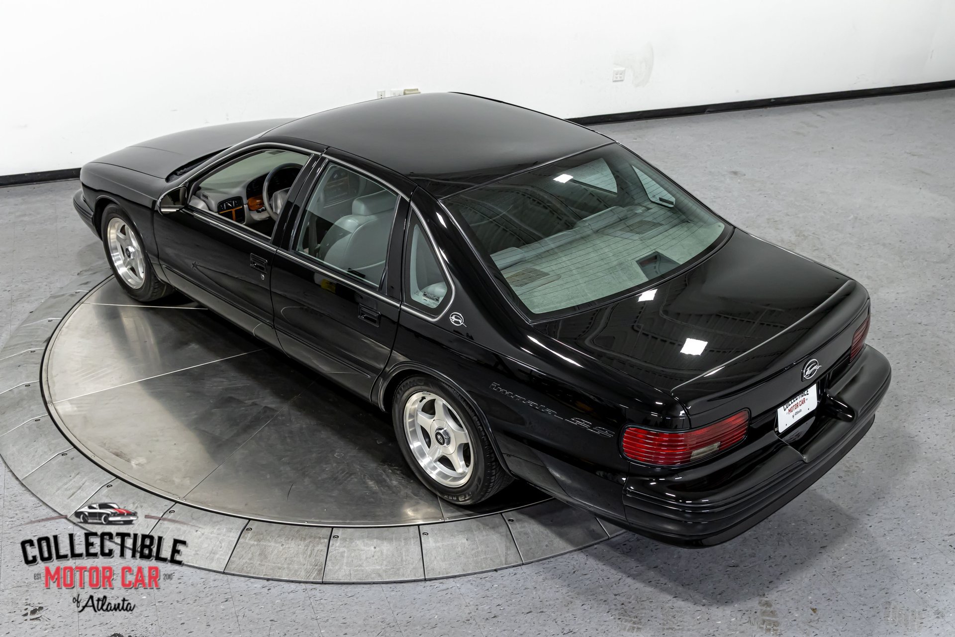 Used 1996 Chevrolet Impala SS RWD image 34