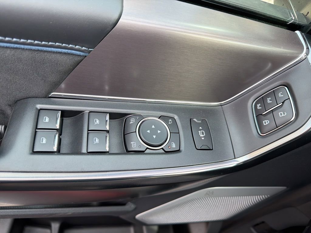 New 2026 Ford F250 Platinum w/ FX4 Off-Road Package image 48