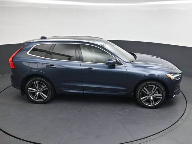 Used 2021 Volvo XC60 T5 Momentum w/ Premium Package AWD/4WD image 28