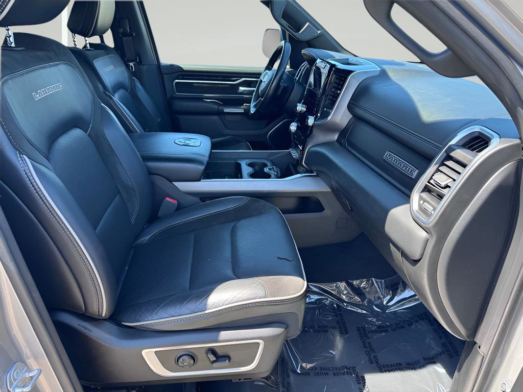 Used 2021 RAM 1500 Laramie w/ Sport Appearance Package AWD/4WD image 32