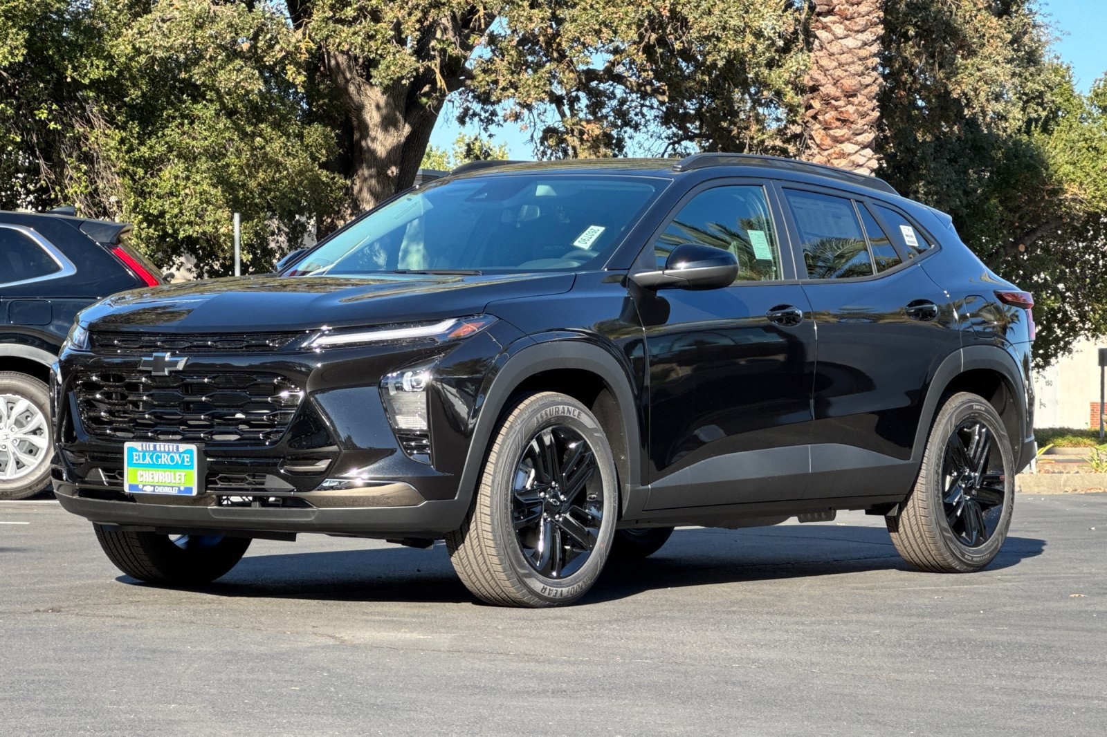 New 2026 Chevrolet Trax ACTIV w/ Sunroof Package FWD image 7