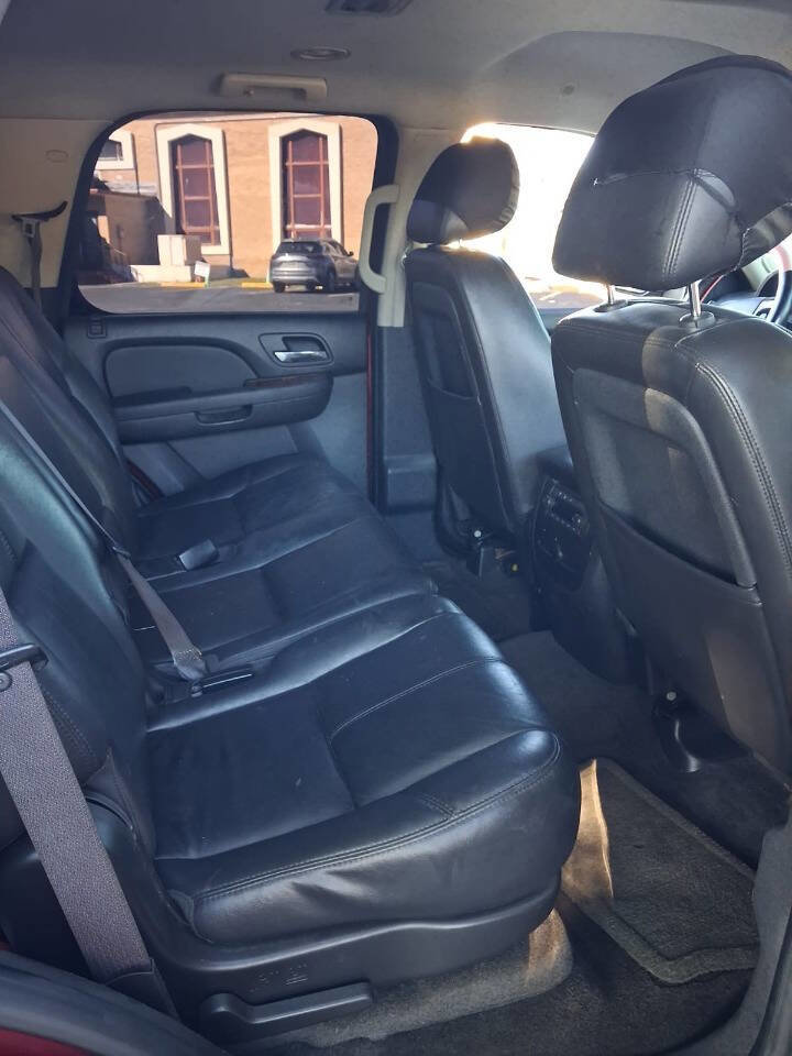 Used 2010 Chevrolet Tahoe LT image 4