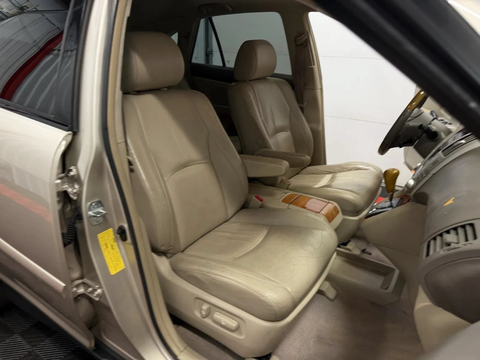 Used 2004 Lexus RX 330 FWD image 43