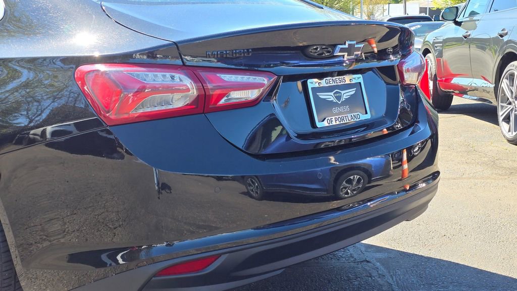 Used 2024 Chevrolet Malibu LT w/ Midnight Edition FWD image 12