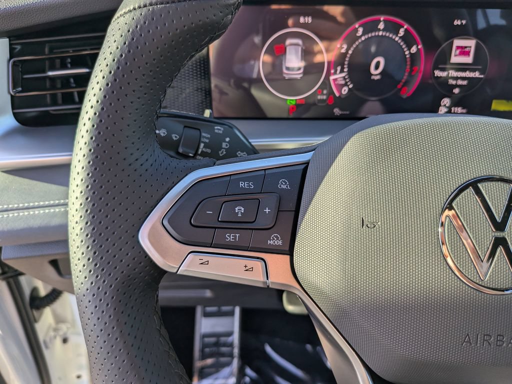 New 2026 Volkswagen Tiguan SE R-Line FWD image 23