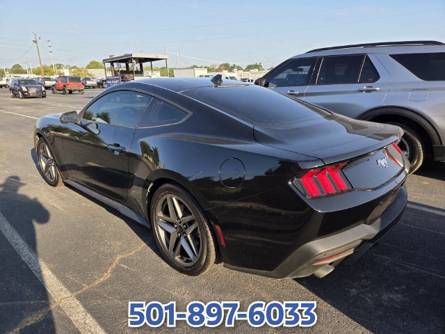 Certified 2025 Ford Mustang Coupe RWD image 5