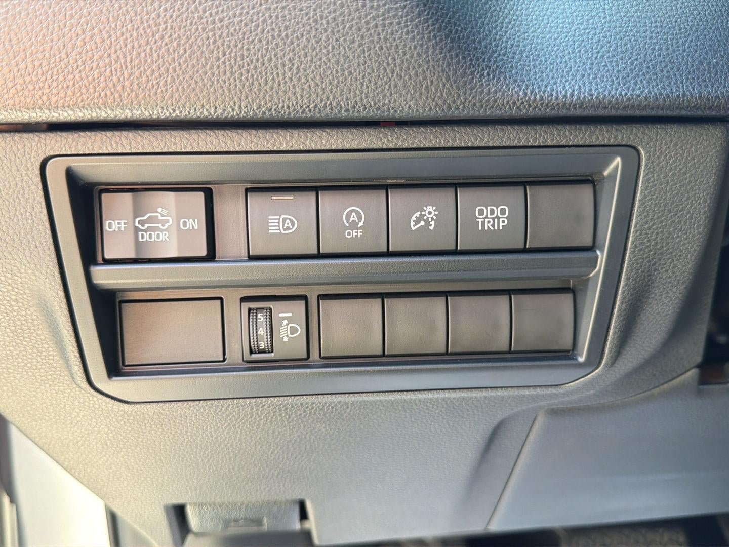 Used 2023 Toyota Tundra SR AWD/4WD image 15
