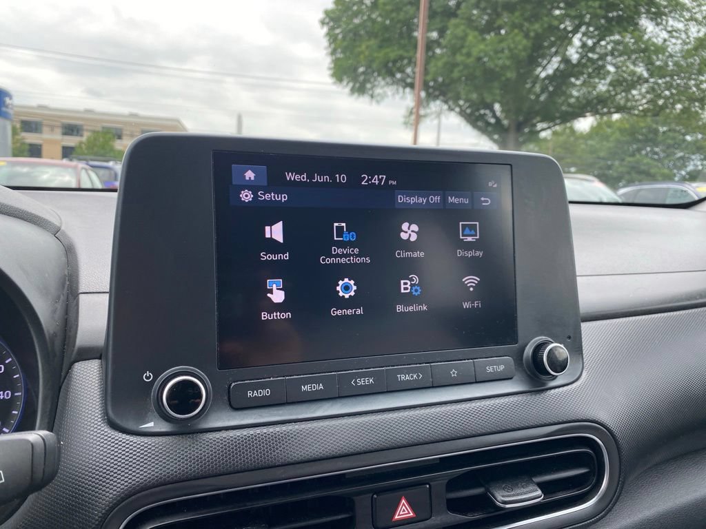 Certified 2023 Hyundai Kona SEL w/ Winter Weather Package AWD/4WD image 17