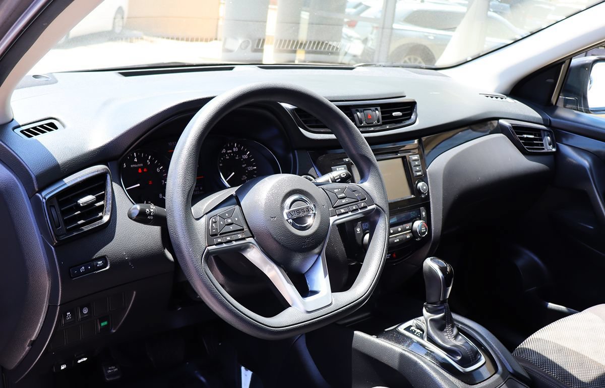 Used 2019 Nissan Rogue Sport SV FWD image 38