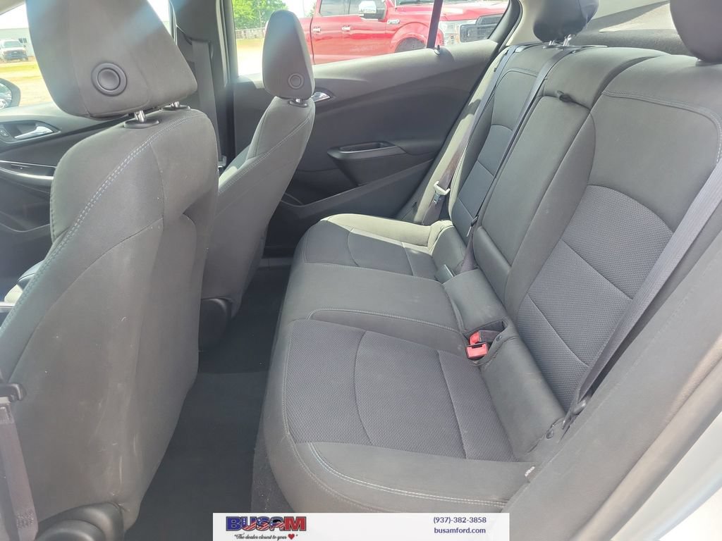 Used 2017 Chevrolet Cruze LT FWD image 9