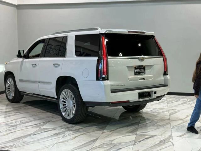 Used 2017 Cadillac Escalade Platinum image 8