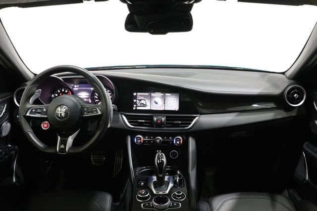 Used 2023 Alfa Romeo Giulia Quadrifoglio RWD image 13