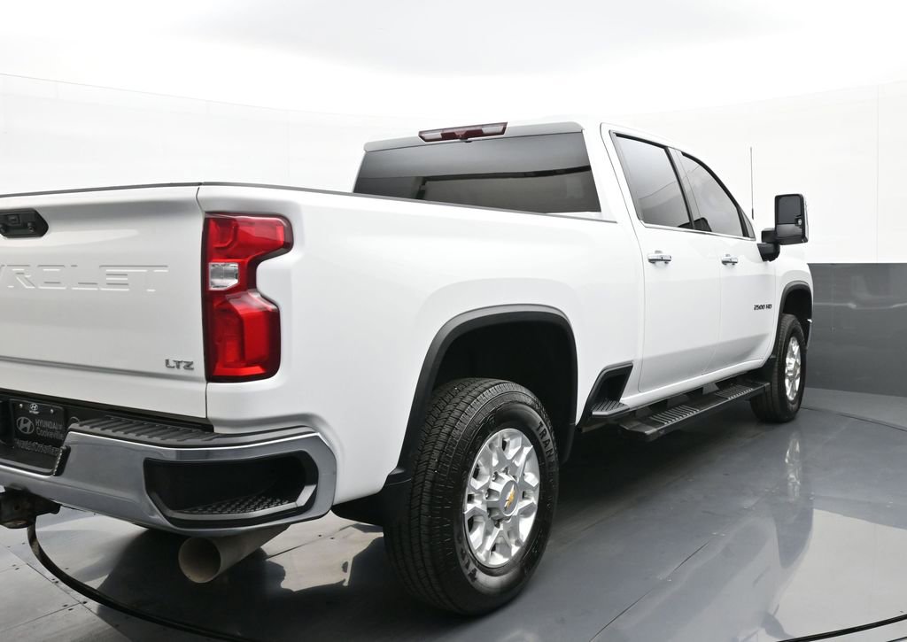 Used 2023 Chevrolet Silverado 2500 LTZ w/ Gooseneck/5TH Wheel Package image 3