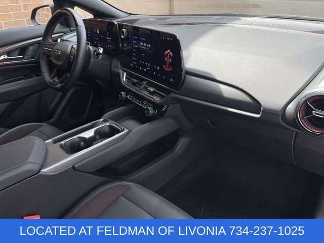Used 2024 Chevrolet Equinox EV RS FWD image 26