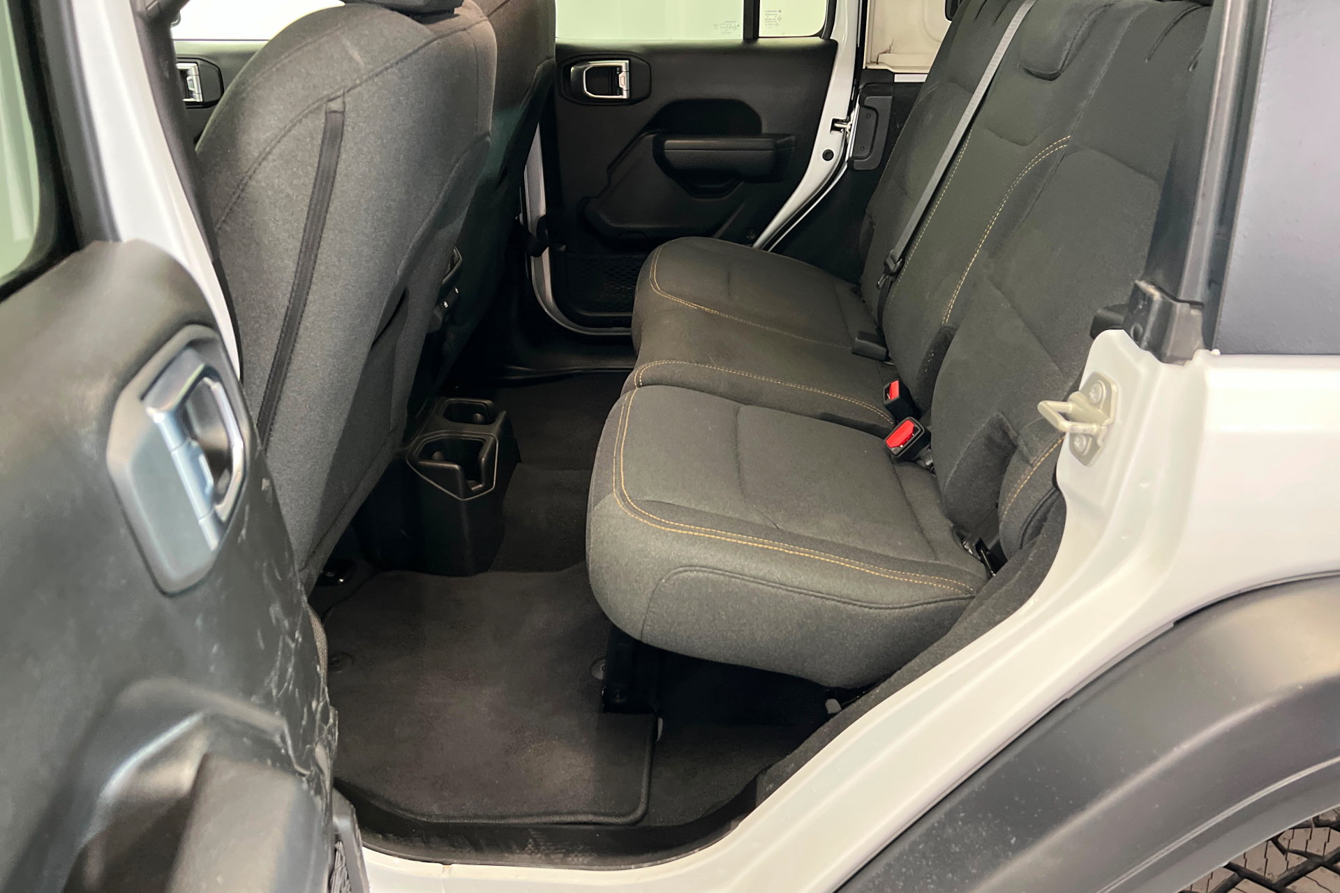 Certified 2024 Jeep Wrangler Unlimited Sport AWD/4WD image 21