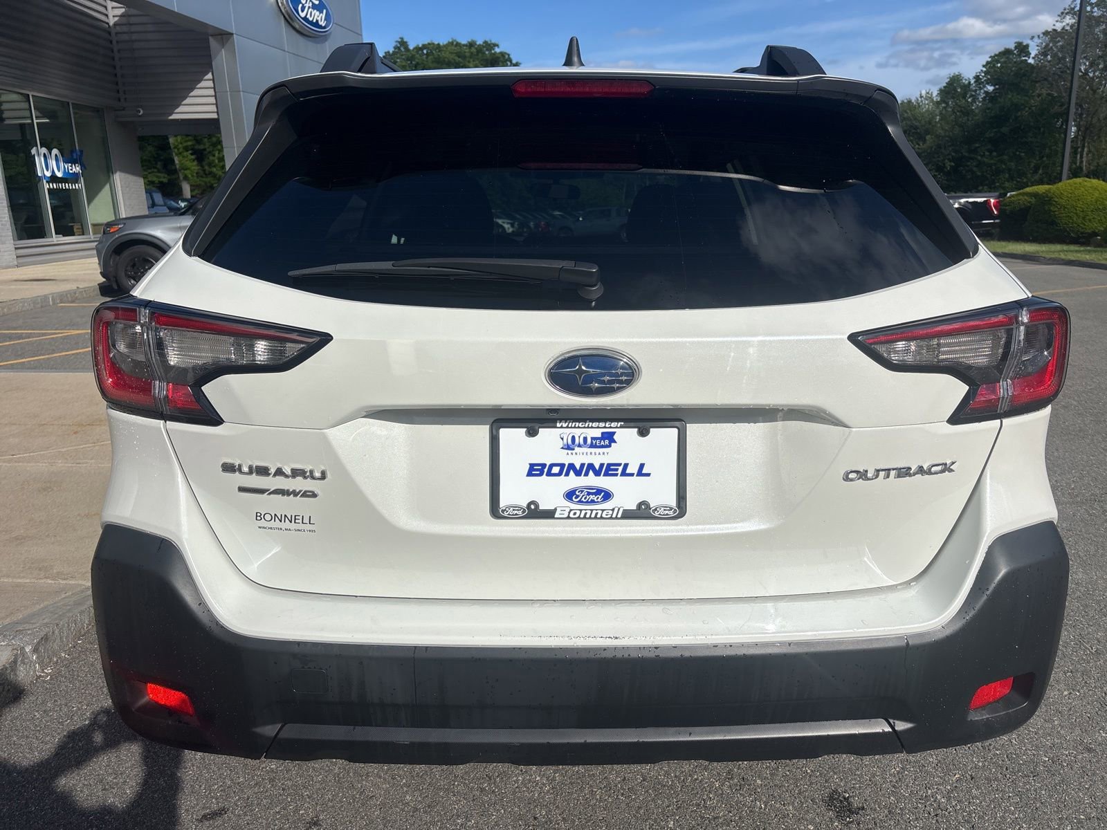 Used 2024 Subaru Outback Premium AWD/4WD image 4