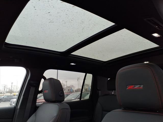 New 2026 Chevrolet Traverse Z71 w/ Enhanced Driving Package image 8