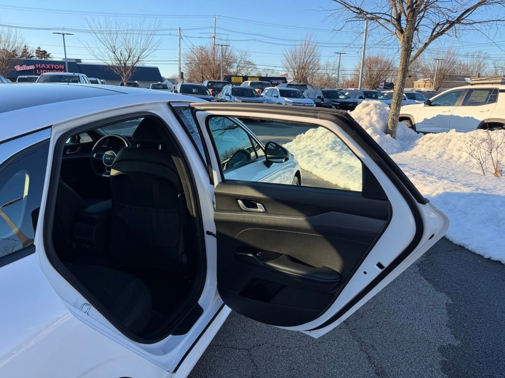 Used 2023 Kia K5 GT-Line image 18