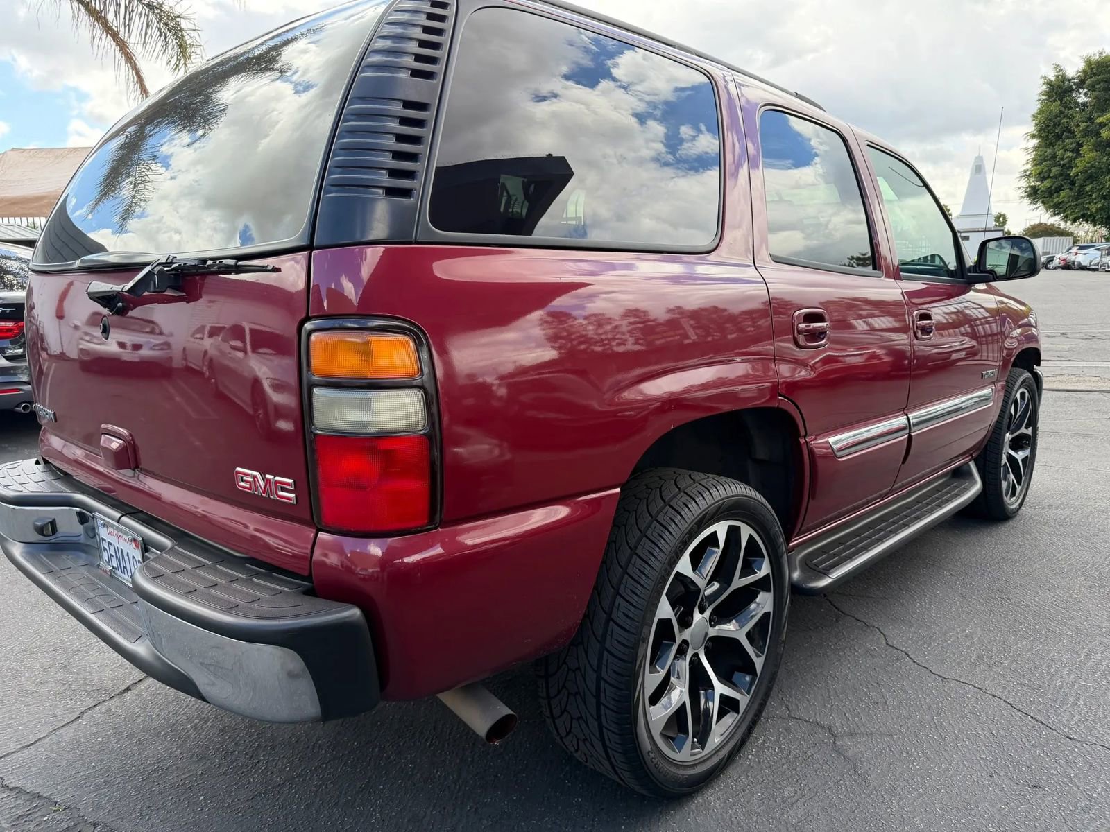 Used 2004 GMC Yukon SLE RWD image 25