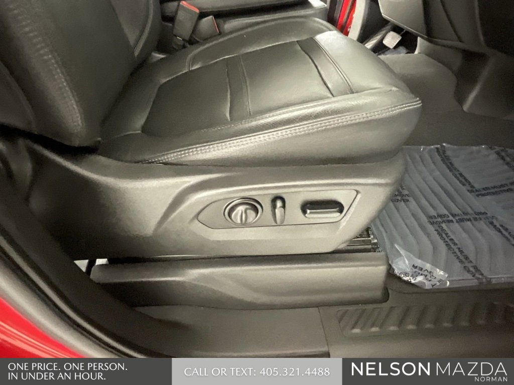 Used 2022 Chevrolet Silverado 1500 Custom w/ LPO, Dark Essentials Package image 29