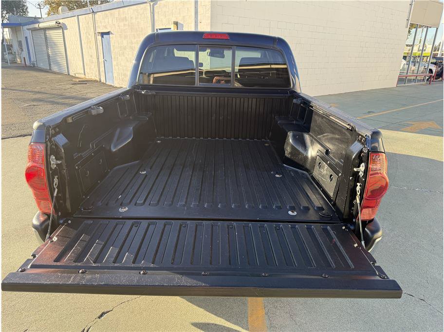 Used 2008 Toyota Tacoma PreRunner w/ SR5 Pkg #2 RWD image 14