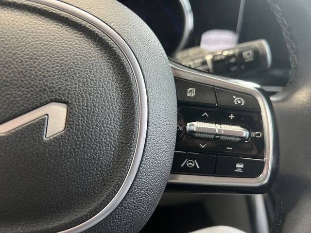 Certified 2024 Kia Carnival EX image 20