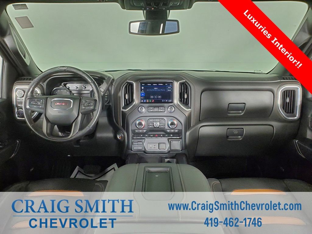 Used 2022 GMC Sierra 2500 AT4 w/ AT4 Preferred Package image 3