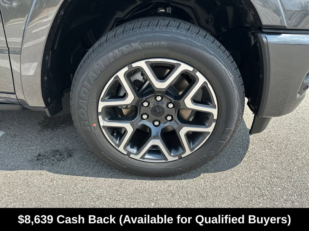New 2026 RAM 1500 Laramie AWD/4WD image 14