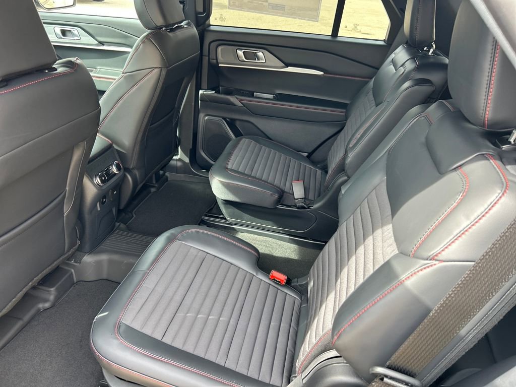 New 2026 Ford Explorer ST-Line image 16