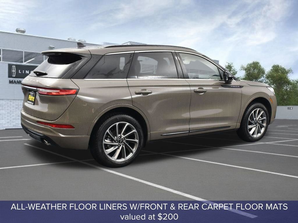 New 2026 Lincoln Corsair Grand Touring AWD/4WD image 4