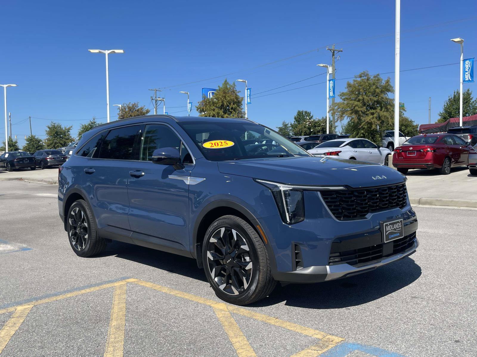 Used 2025 Kia Sorento EX
