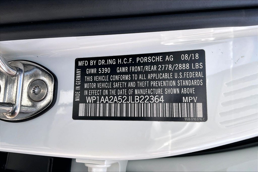 Used 2018 Porsche Macan AWD/4WD image 19