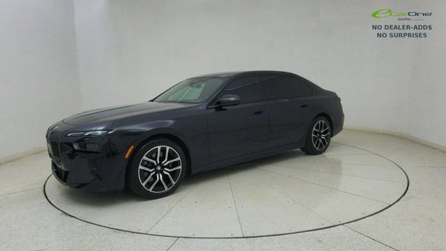 Used 2023 BMW 740i w/ Parking Assistance Package RWD image 66