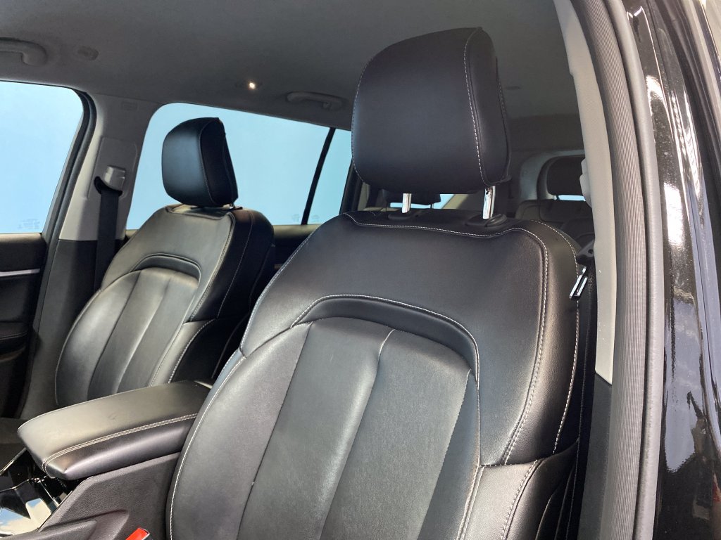 Certified 2021 Jeep Grand Cherokee L Limited AWD/4WD image 9