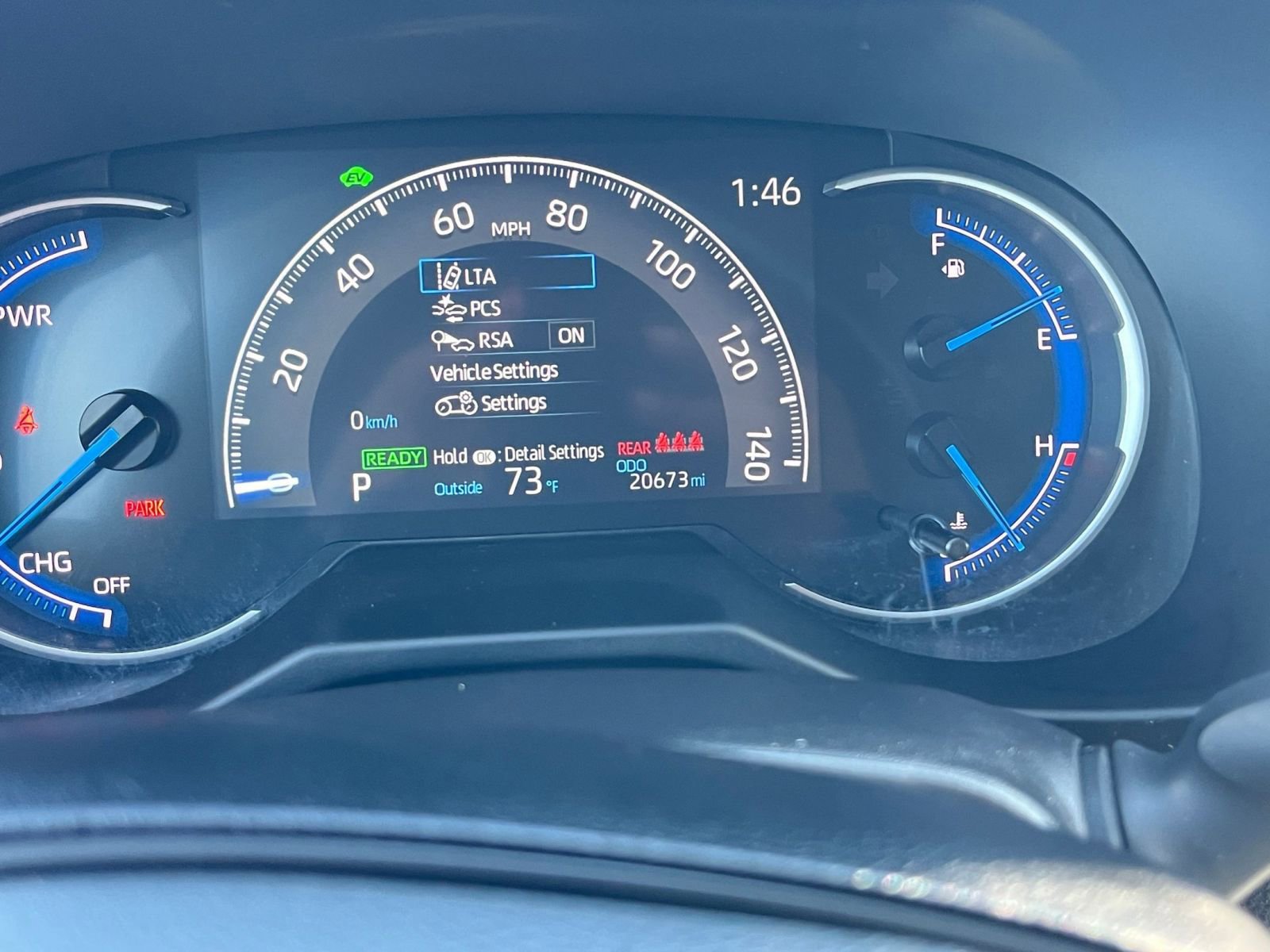 Used 2025 Toyota RAV4 LE image 39