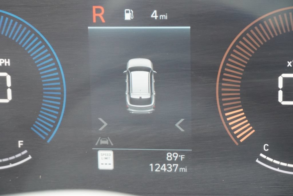 Used 2025 Hyundai Kona SEL FWD image 30