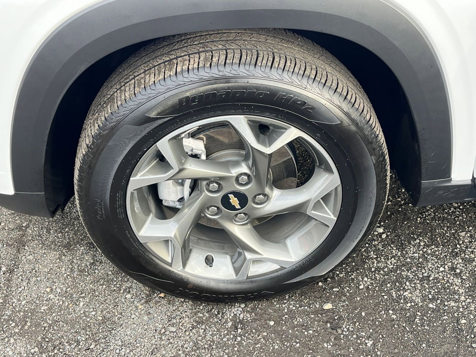 Used 2025 Chevrolet Trax LT image 28