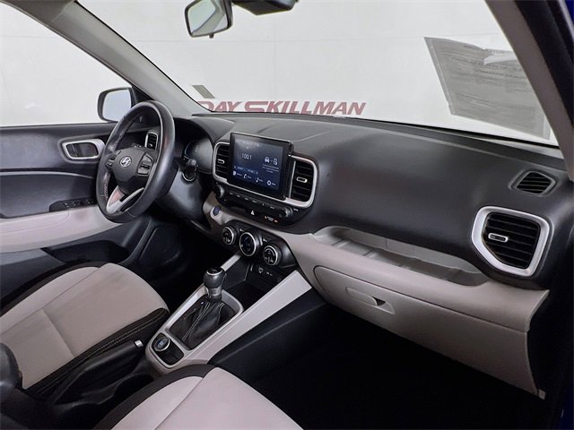 Used 2024 Hyundai Venue SEL image 37
