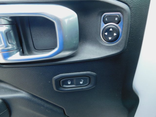 Used 2023 Jeep Gladiator Willys image 25