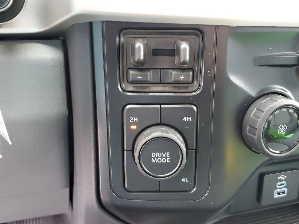 New 2026 Ford F450 XL w/ XL Chrome Package image 24