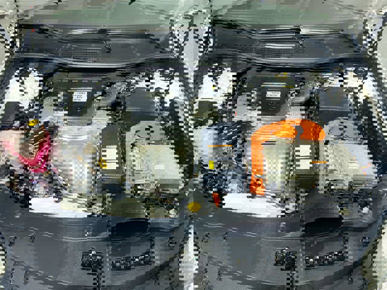 Used 2015 Toyota Camry LE image 24