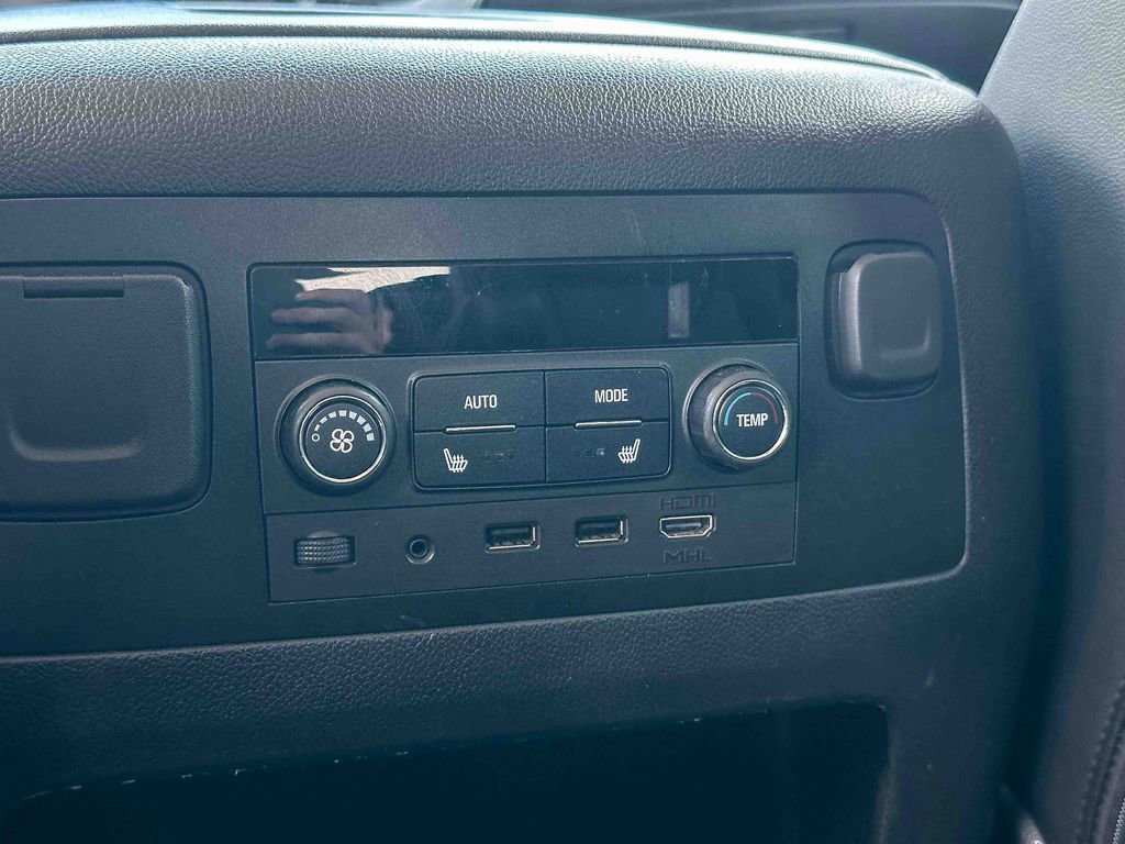 Used 2019 Chevrolet Tahoe Premier AWD/4WD image 23