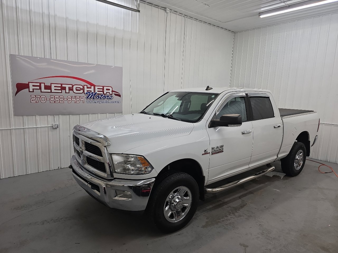 Used 2015 RAM 2500 SLT w/ Luxury Group image 2